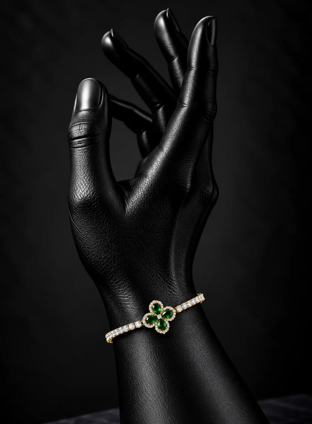 Emerald Royal Crest Bracelet