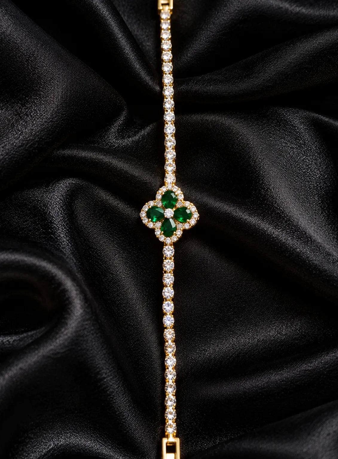 Emerald Royal Crest Bracelet