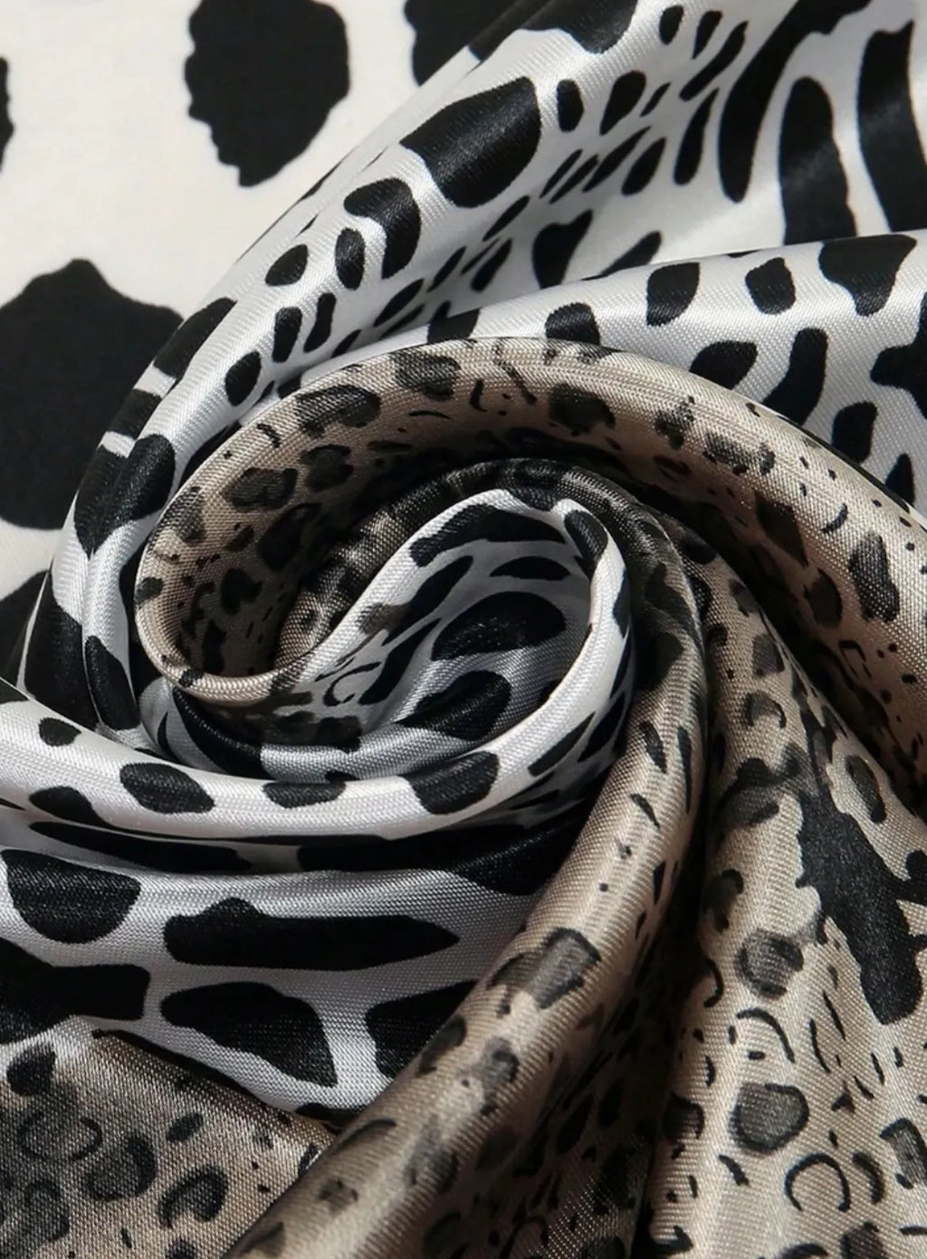 Leopard Noir Scarf